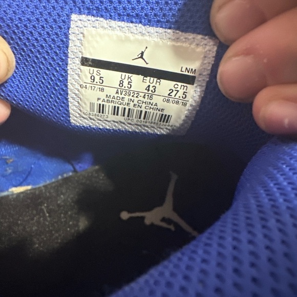 Air Jordan Legacy 312 Pistons gently used, without box, size 9.5 men’s - Picture 2 of 5